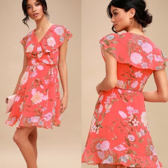 Lulus Dresses & Skirts - Lulu's Coral Floral Print Wrap Dress Small